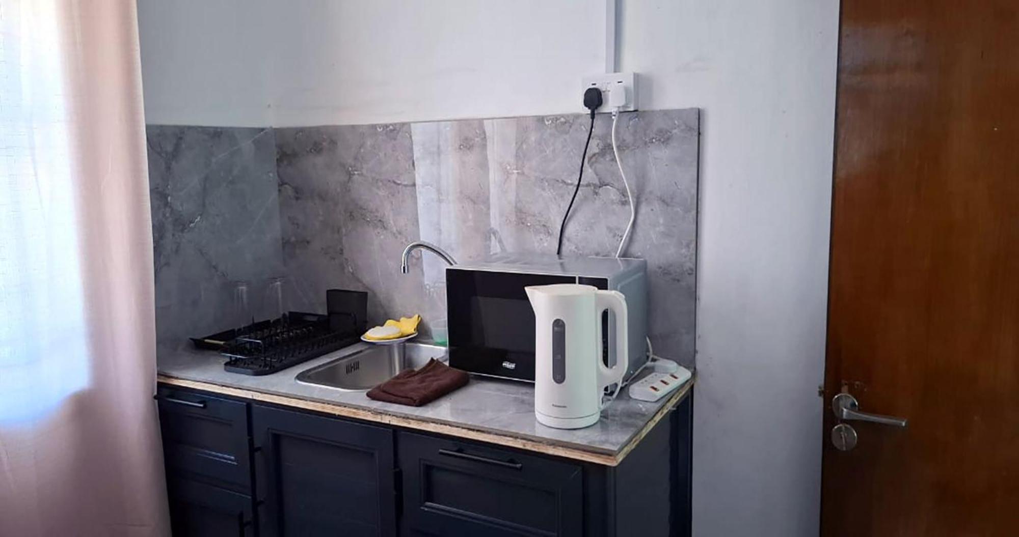 R Garden Villa Au Calme De Baie Du Tombeau, Appartement Familiale De 3 Chambres Et Cuisine المظهر الخارجي الصورة