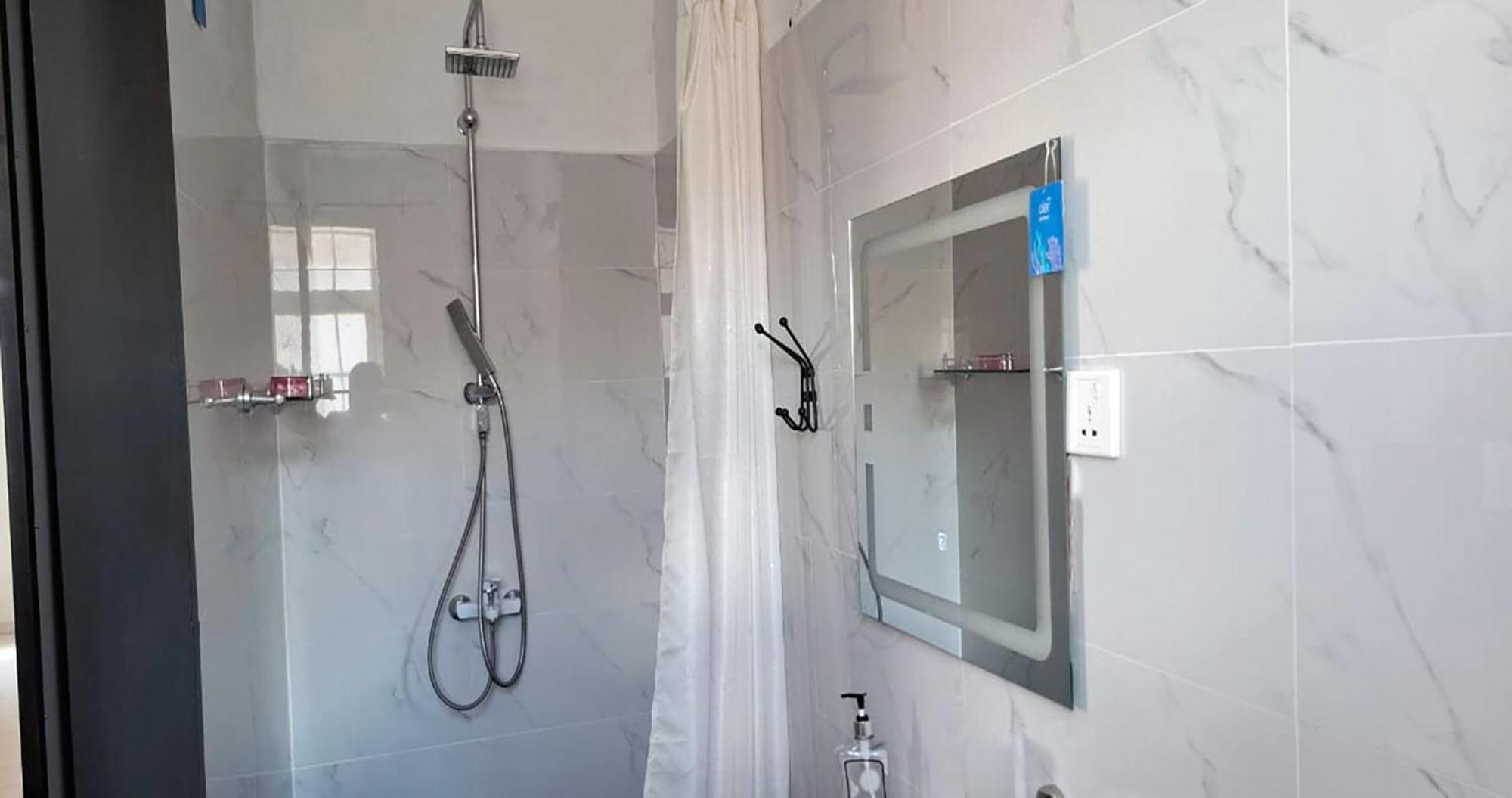R Garden Villa Au Calme De Baie Du Tombeau, Appartement Familiale De 3 Chambres Et Cuisine المظهر الخارجي الصورة